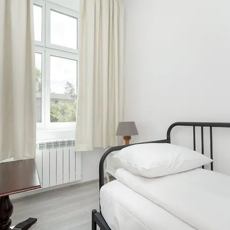 Z Parkingiem Tylko 8 Minut Spaceru Od Morza By Renters Lejlighed Sopot